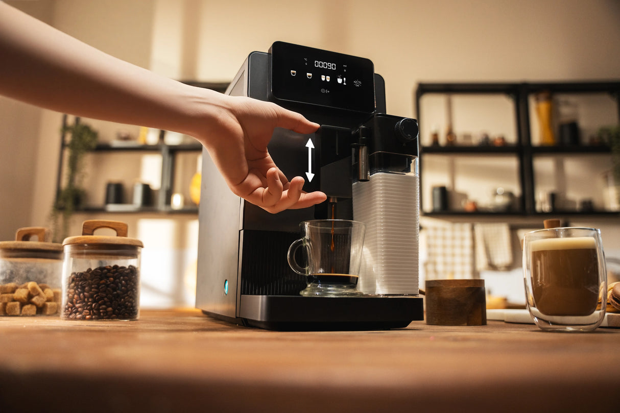 CECOTEC Machine à café grains Cremmaet Latte Touch