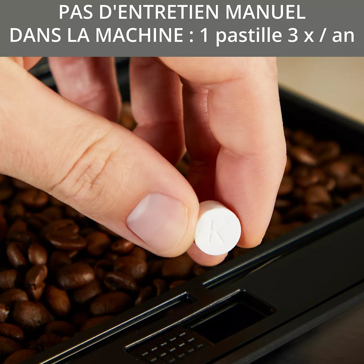 Krups Essential avec écran LCD et accessoire lait