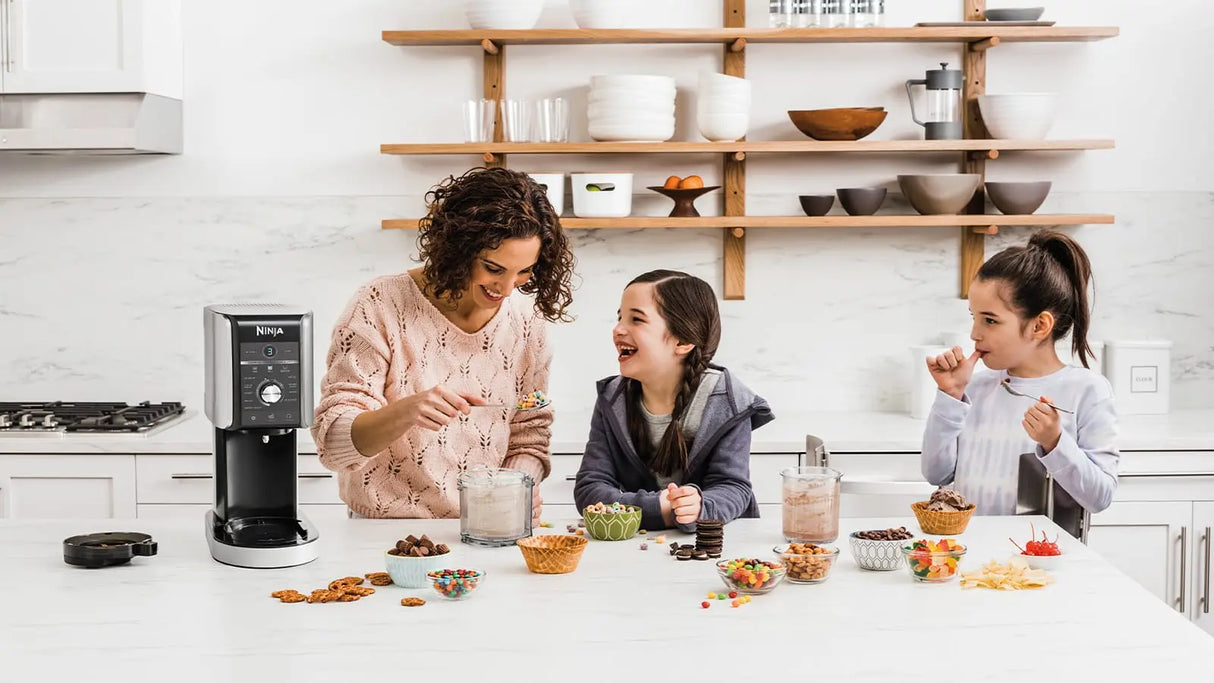 Ninja Machine à glace CREAMi Deluxe 10-en-1