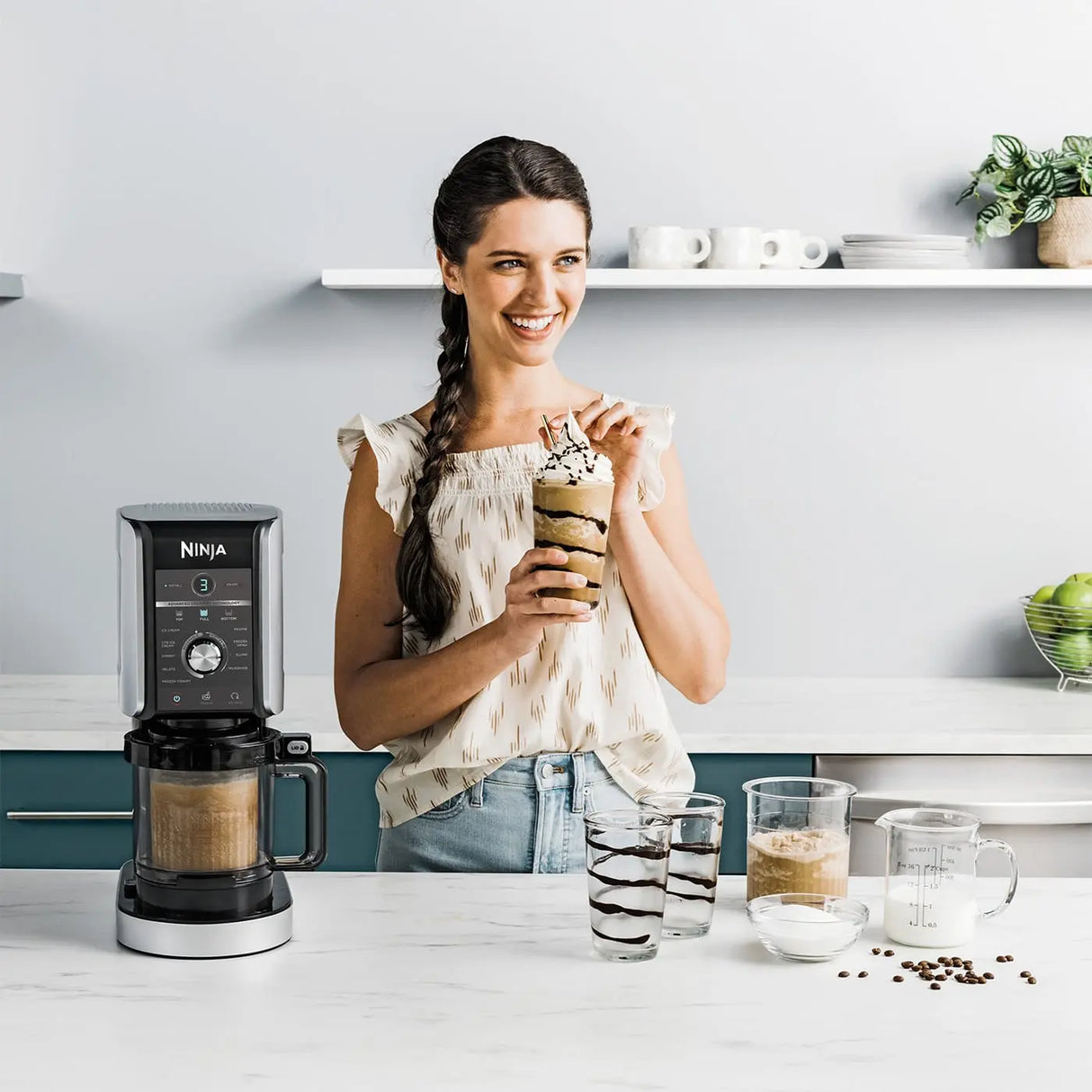 Ninja Machine à glace CREAMi Deluxe 10-en-1