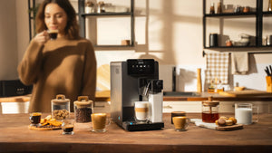 CECOTEC Machine à café grains Cremmaet Latte Touch