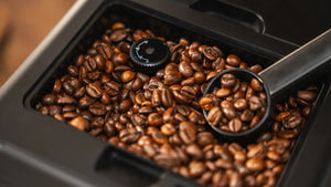 CECOTEC Machine à café grains Cremmaet Latte Touch
