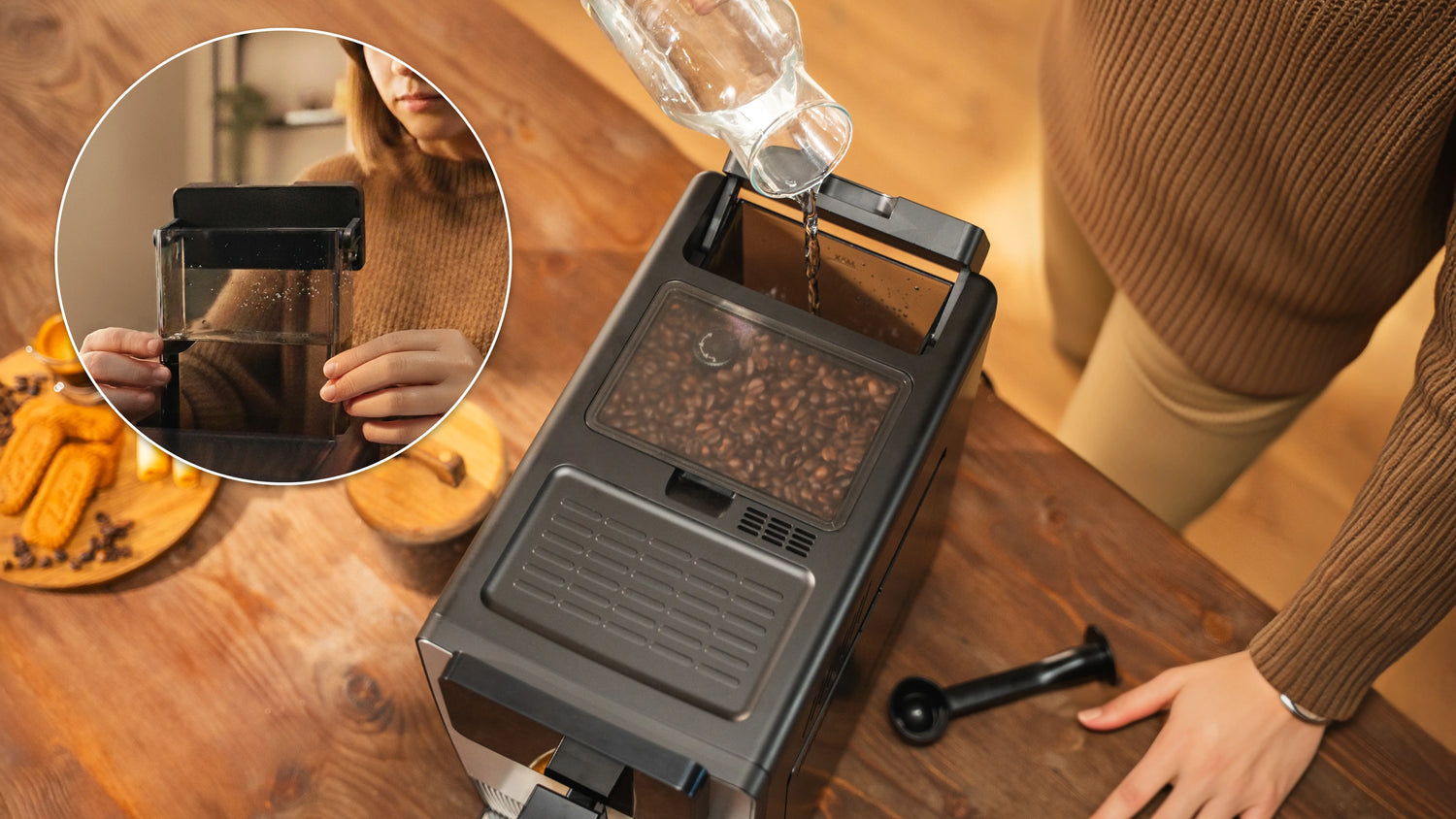 CECOTEC Machine à café grains Cremmaet Latte Touch