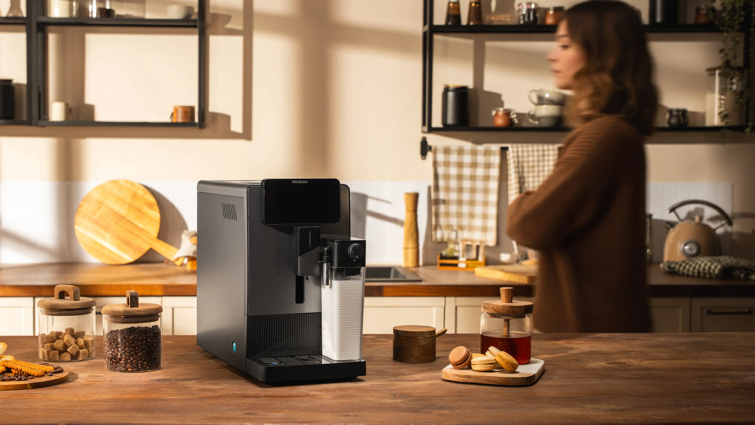 CECOTEC Machine à café grains Cremmaet Latte Touch